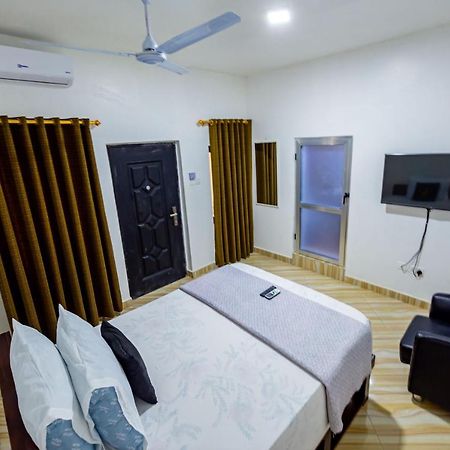 Nap Apartment Hotel Dansoman Exterior photo